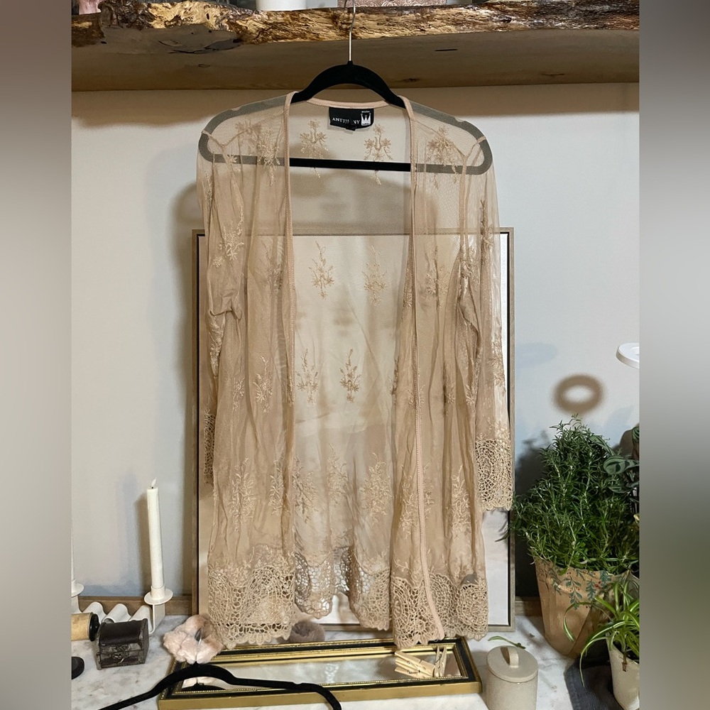 Antthony Tan Lace Cardigan crochet shrug